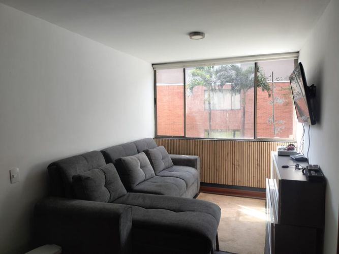 Apartamento de 3 alcobas en arriendo en El Poblado, Medellín, 139 m² · foto 7 de 18