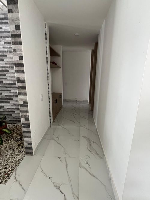 Casa de 4 alcobas en venta en El Castillo, Jamundí, 412 m² · foto 9 de 17