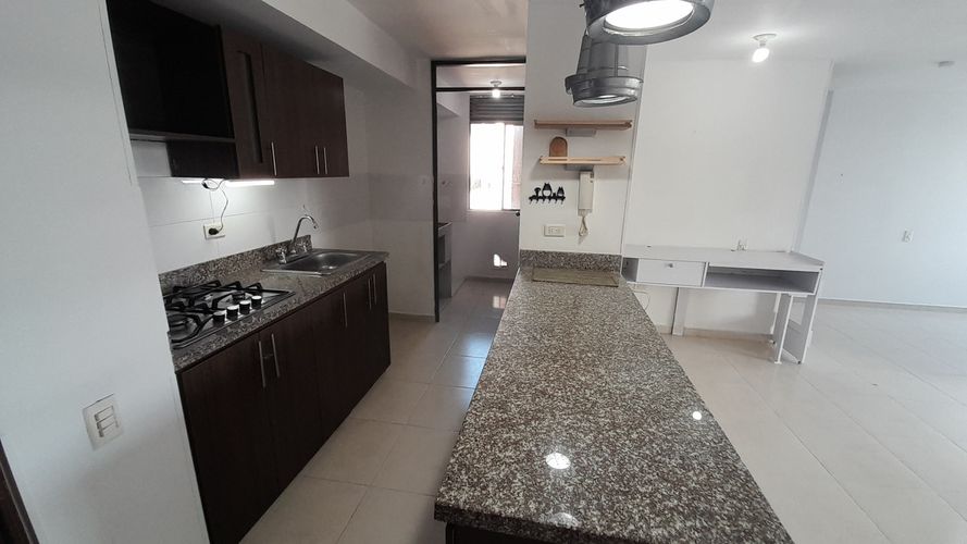 Apartamento de 2 alcobas en venta en Paseo Del Puente Et Ii, Piedecuesta, 68 m² · foto 2 de 21