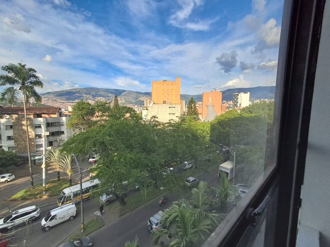 Oficina en arriendo en Lorena, Medellín, 63 m² · foto 3 de 16