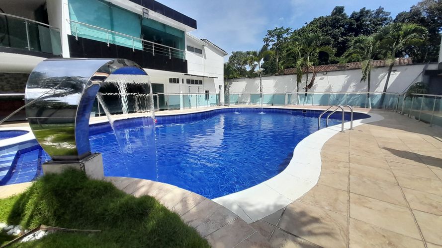 Casa de 5 alcobas en venta en La Mata, Piedecuesta, 400 m² · foto 3 de 24