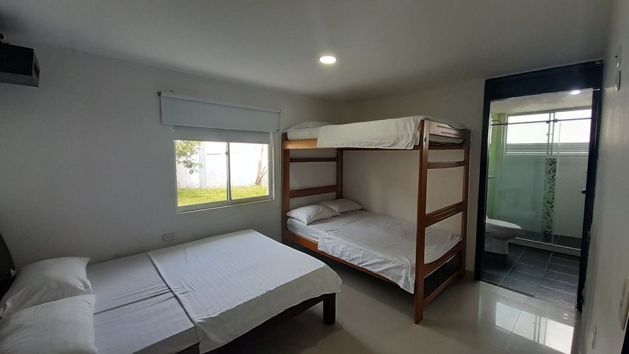 Casa de 5 alcobas en venta en La Mata, Piedecuesta, 400 m² · foto 8 de 24