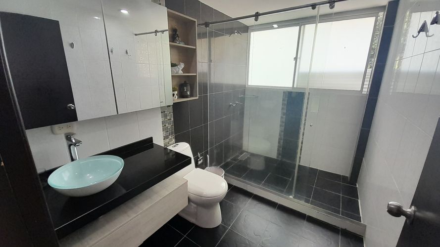 Casa de 5 alcobas en venta en La Mata, Piedecuesta, 400 m² · foto 15 de 24