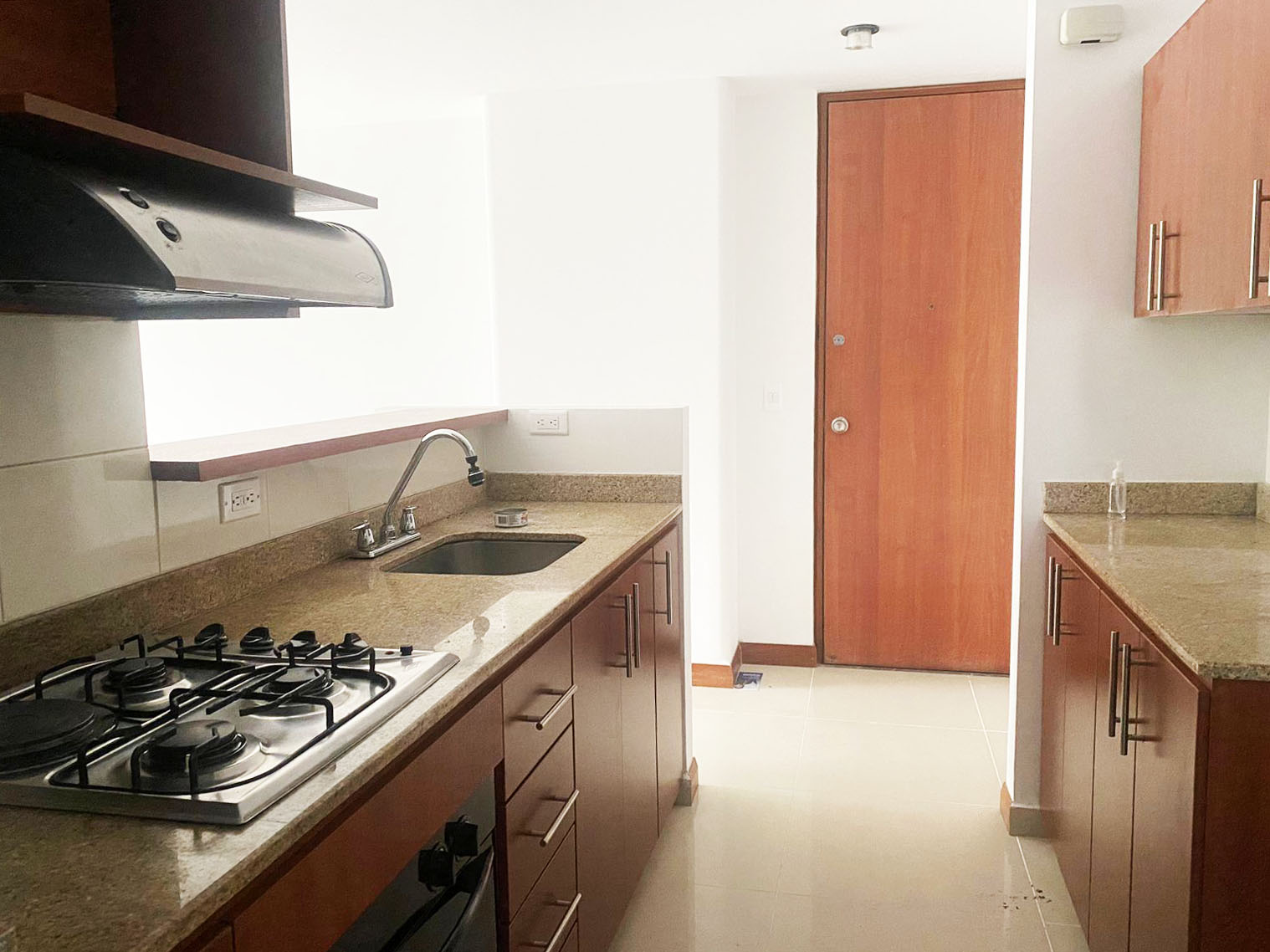 Apartamento en arriendo en Loma El Atravesado, Envigado · foto 13 de 16