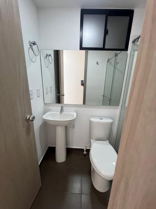 Apartamento de 1 alcoba en venta en Jardines De Coaviconsa, Bucaramanga, 70 m² · foto 9 de 10