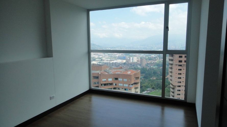 Apartamento de 2 alcobas en venta en Loma De La Doctora, Sabaneta, 108 m² · foto 11 de 21