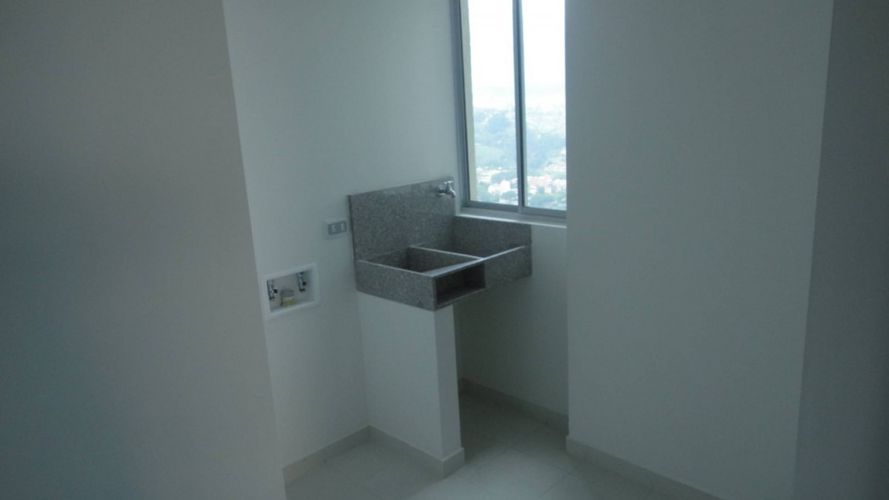 Apartamento de 2 alcobas en venta en Loma De La Doctora, Sabaneta, 108 m² · foto 18 de 21