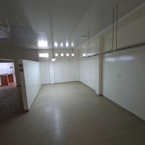 Bodega en venta en San Francisco, Bucaramanga, 260 m² · foto 7 de 9
