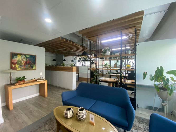 Oficina en arriendo en El Poblado, Medellín, 200 m² · foto 4 de 9