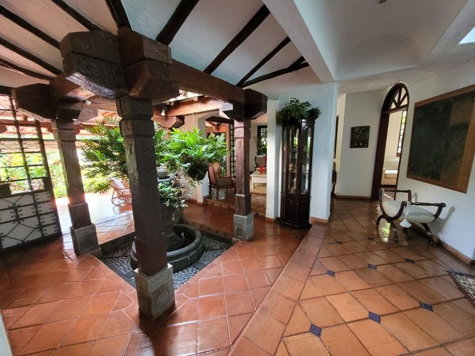 Casa de 5 alcobas en venta en Ciudad Jardin, Cali, 344 m² · foto 16 de 24