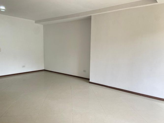 Apartamento de 3 alcobas en arriendo en Vegas De La Doctora, Sabaneta, 99 m² · foto 8 de 16