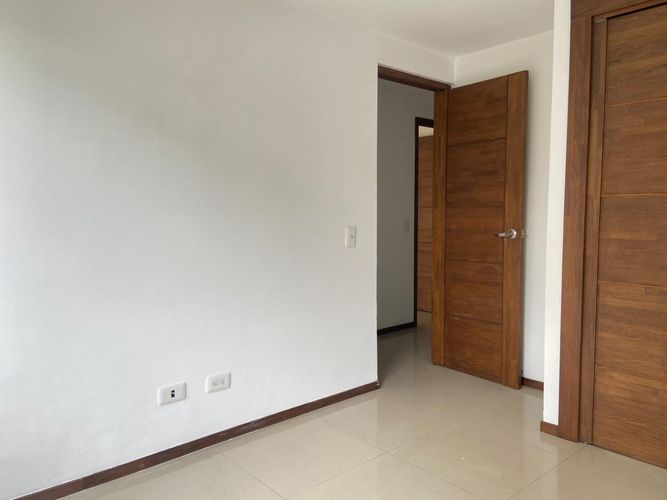Apartamento de 3 alcobas en arriendo en Vegas De La Doctora, Sabaneta, 99 m² · foto 11 de 16