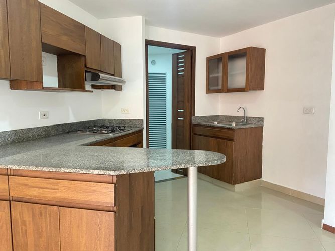Apartamento de 3 alcobas en arriendo en Vegas De La Doctora, Sabaneta, 99 m² · foto 6 de 16