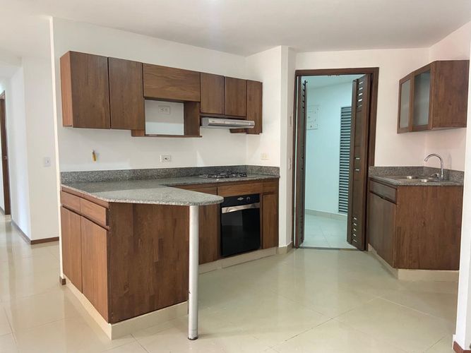 Apartamento de 3 alcobas en arriendo en Vegas De La Doctora, Sabaneta, 99 m² · foto 5 de 16