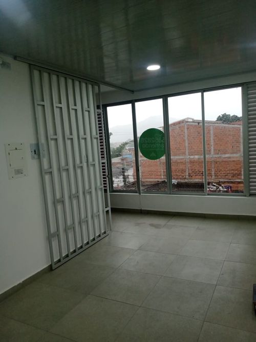Consultorio en arriendo en Campo Verde, Piedecuesta, 66 m² · foto 2 de 6