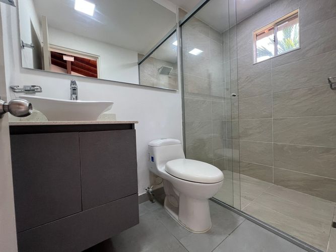 Casa de 3 alcobas en venta en Los Almendros, Envigado, 134 m² · foto 6 de 14
