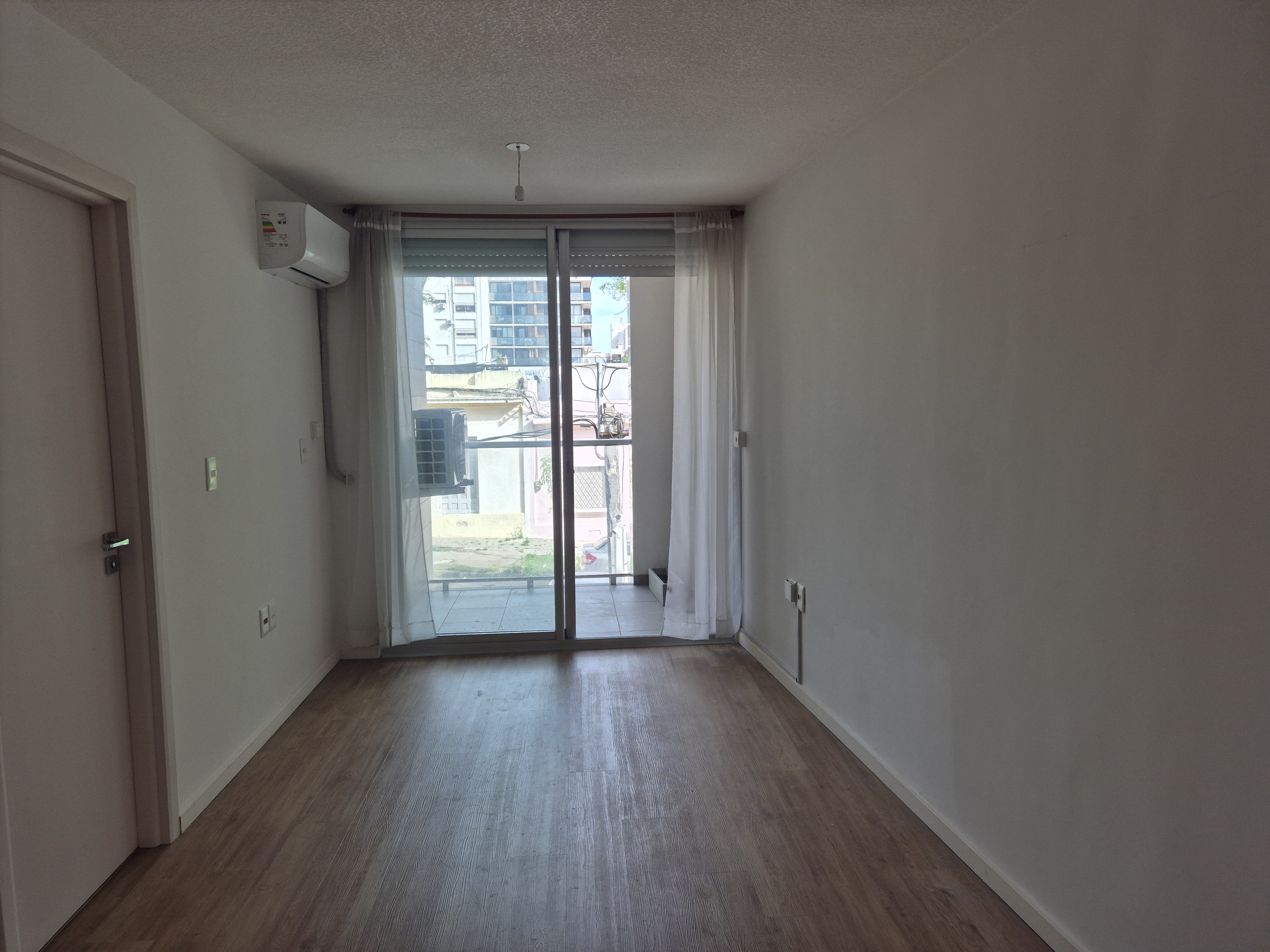 1 dormitorio con renta y garaje a la venta - Bild 2