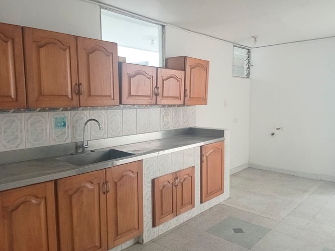 Oficina en arriendo en Laureles, Medellín, 212 m² · foto 4 de 17