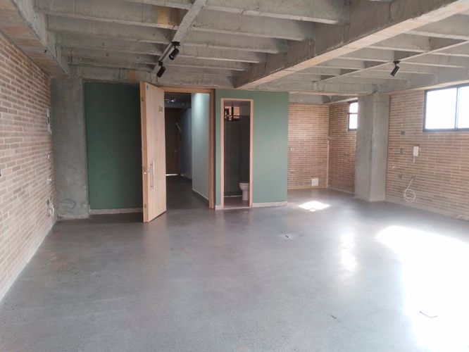Oficina en arriendo en El Poblado, Medellín, 67 m² · foto 5 de 14