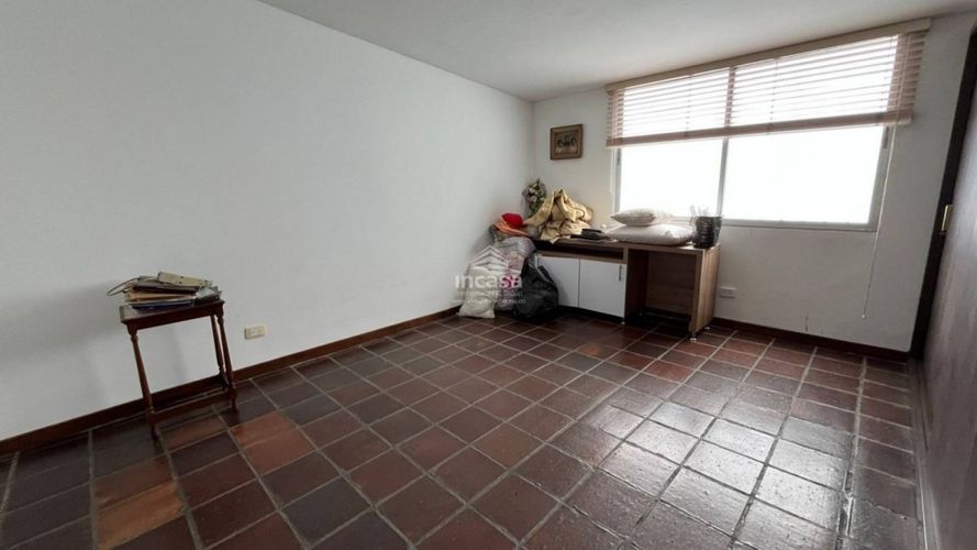 Casa en venta en Santa Rita, Cali, 393 m² · foto 9 de 21