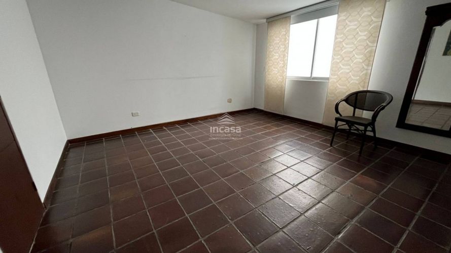 Casa en venta en Santa Rita, Cali, 393 m² · foto 13 de 21