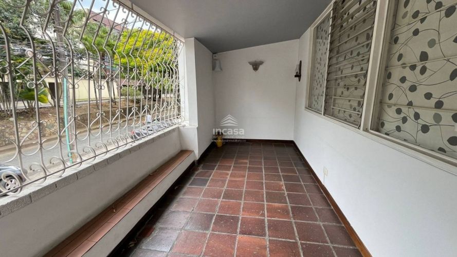 Casa en venta en Santa Rita, Cali, 393 m² · foto 14 de 21