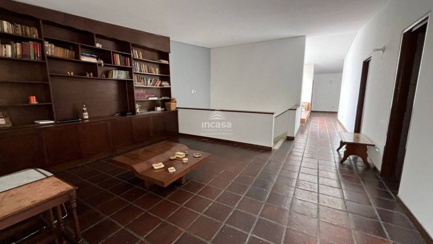 Casa en venta en Santa Rita, Cali, 393 m² · foto 15 de 21
