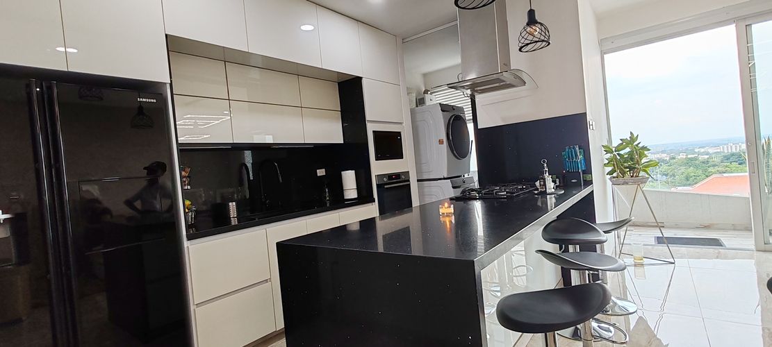Apartamento en venta en Pance, Cali · foto 2 de 24