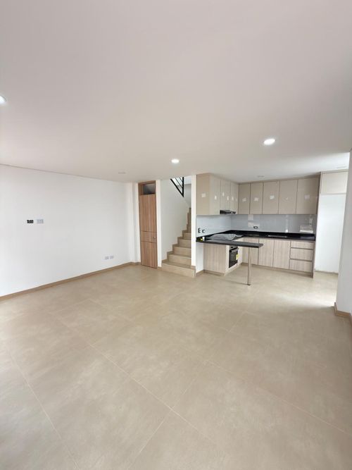 Casa de 3 alcobas en venta en Cota, 150 m² · foto 4 de 24