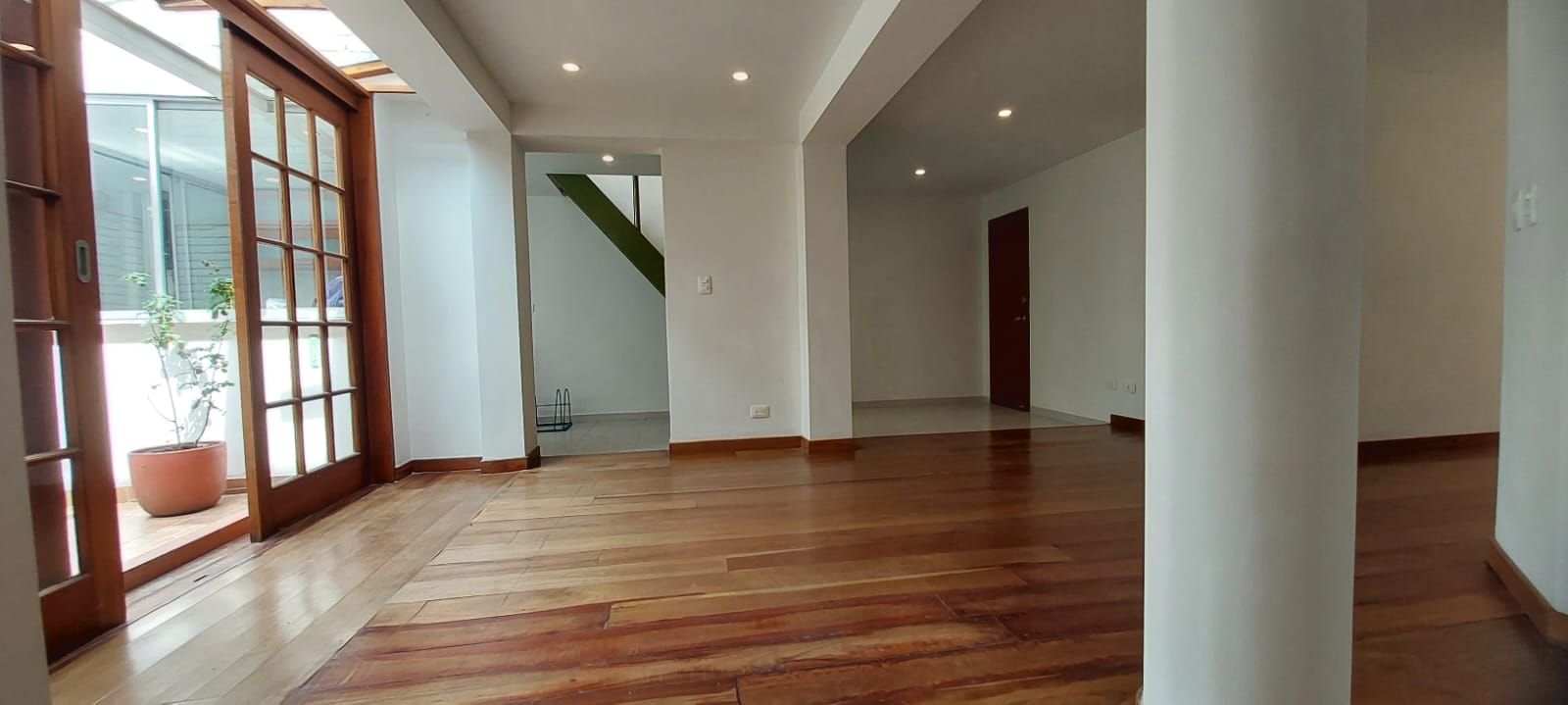 Casa en venta en La Macarena, Bogotá · foto 13 de 24