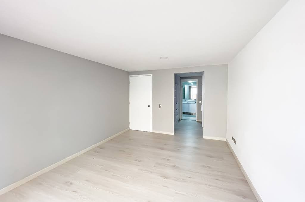 Apartamento en venta en Chicó Alto, Bogotá · foto 3 de 8