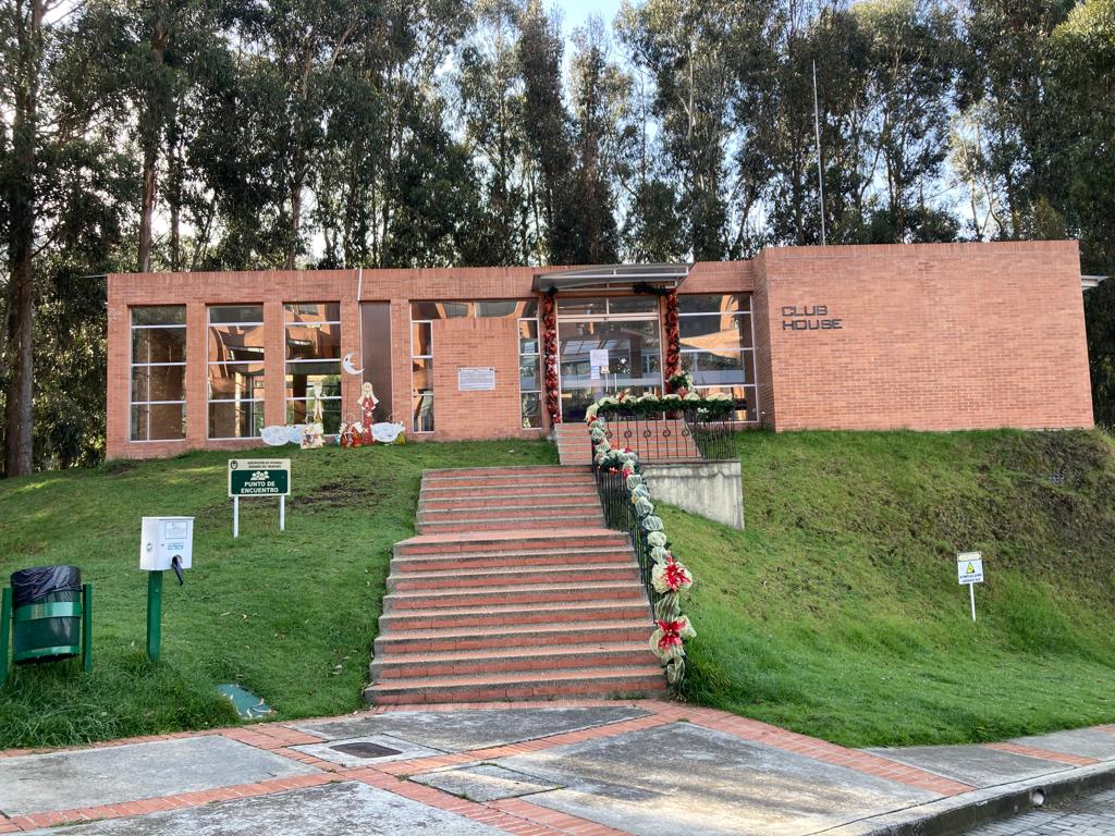 Apartamento en venta en Bosques Del Marques, Bogotá · foto 4 de 11