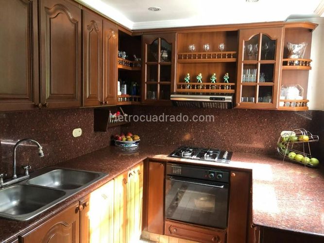 Apartamento de 3 alcobas en venta en Lindaraja, Bogotá, 163 m² · foto 16 de 16