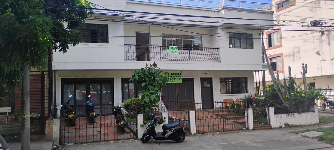 Casa de 11 alcobas en venta en La Flora, Cali, 750 m² · foto 2 de 24