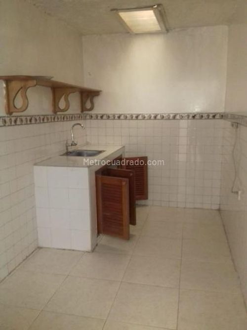 Casa de 5 alcobas en venta en San Antonio Norte, Bogotá, 207 m² · foto 10 de 13