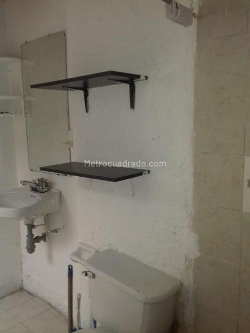 Casa de 5 alcobas en venta en San Antonio Norte, Bogotá, 207 m² · foto 11 de 13