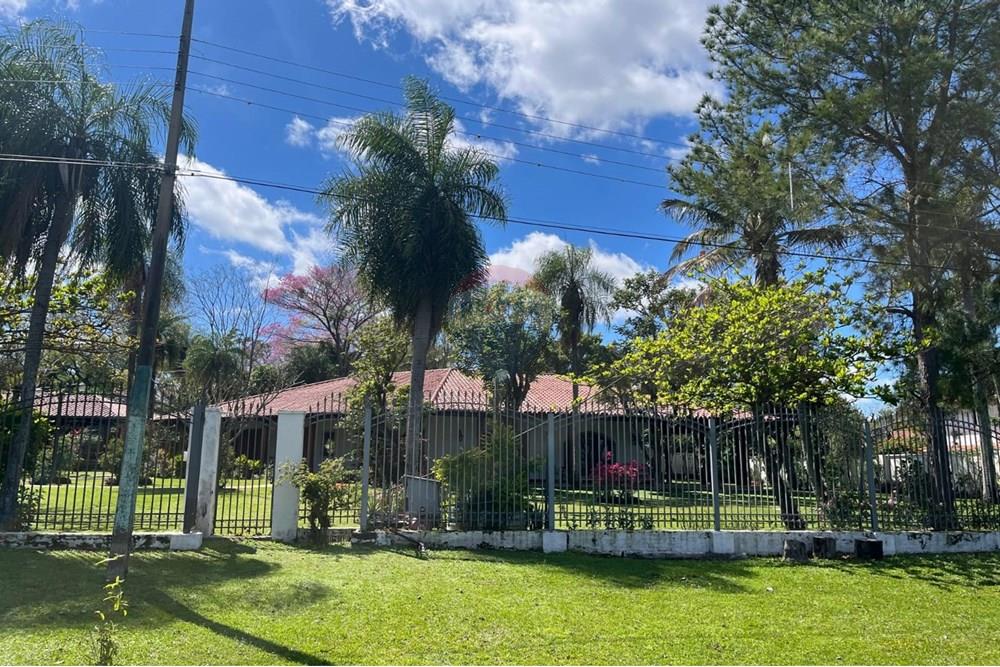 RESIDENCIA FRENTE AL LAGO C/ PLAYA POPIA EN SANBER — foto 2