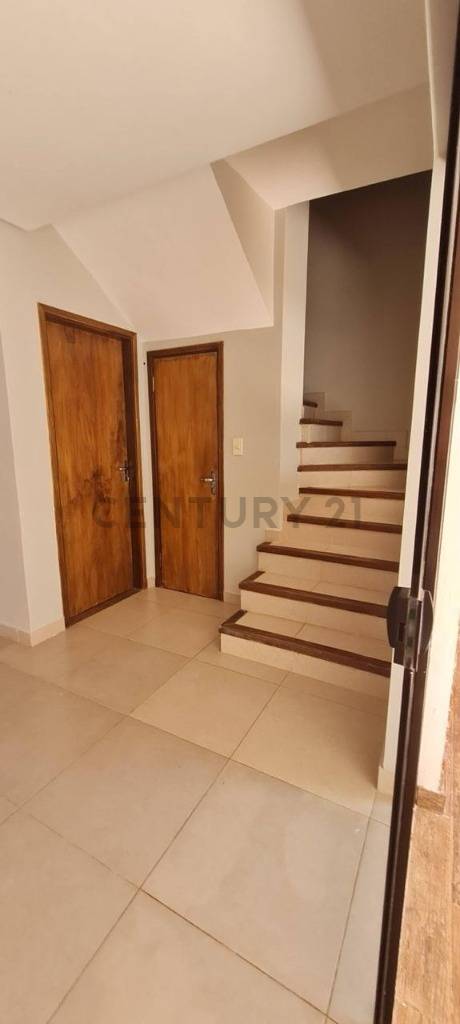 Alquiler de Casa Dúplex en Luque, Central — foto 2