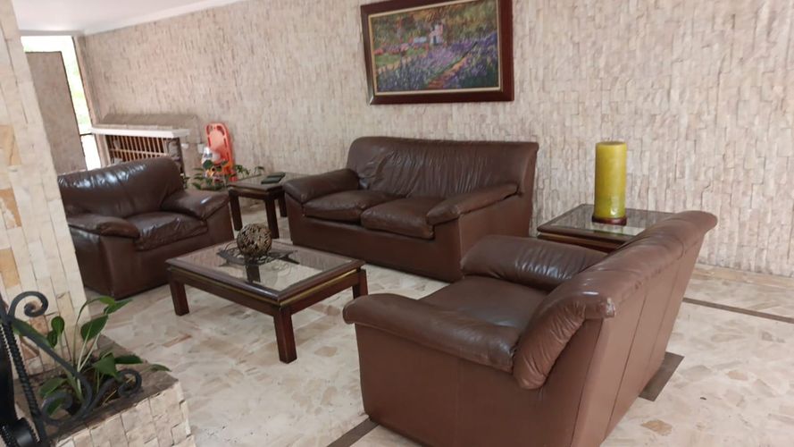 Apartamento de 4 alcobas en venta en Club De Los Lagartos, Bogotá, 154 m² · foto 2 de 20