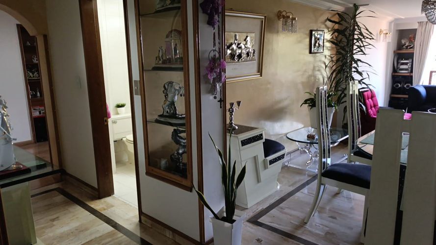 Apartamento de 4 alcobas en venta en Club De Los Lagartos, Bogotá, 154 m² · foto 4 de 20