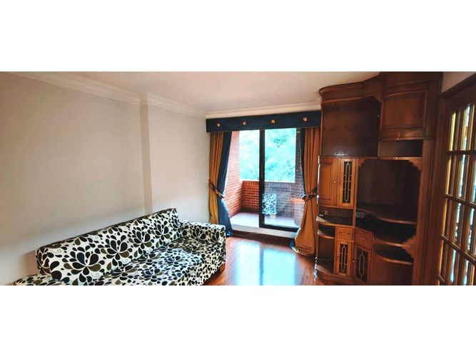Apartamento de 3 alcobas en venta en Chicó Reservado, Bogotá, 207 m² · foto 3 de 19