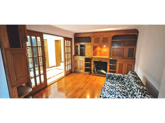 Apartamento de 3 alcobas en venta en Chicó Reservado, Bogotá, 207 m² · foto 6 de 19