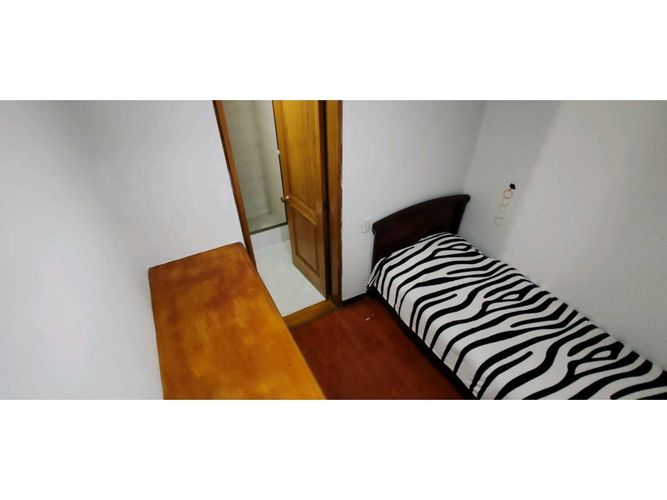 Apartamento de 3 alcobas en venta en Chicó Reservado, Bogotá, 207 m² · foto 18 de 19