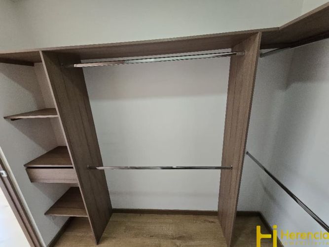 Apartamento de 3 alcobas en arriendo en Loma Del Escobero, Envigado, 110 m² · foto 17 de 24