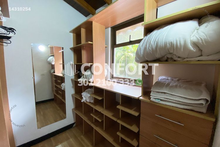 Casa de 4 alcobas en arriendo en Las Lomitas, Sabaneta, 500 m² · foto 10 de 24
