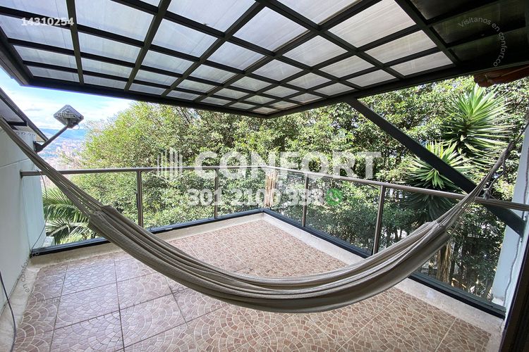 Casa de 4 alcobas en arriendo en Las Lomitas, Sabaneta, 500 m² · foto 12 de 24