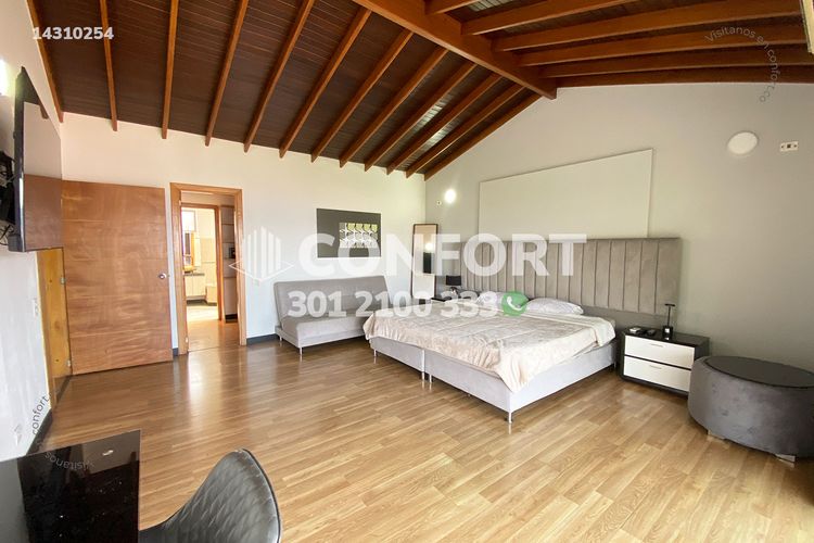 Casa de 4 alcobas en arriendo en Las Lomitas, Sabaneta, 500 m² · foto 17 de 24