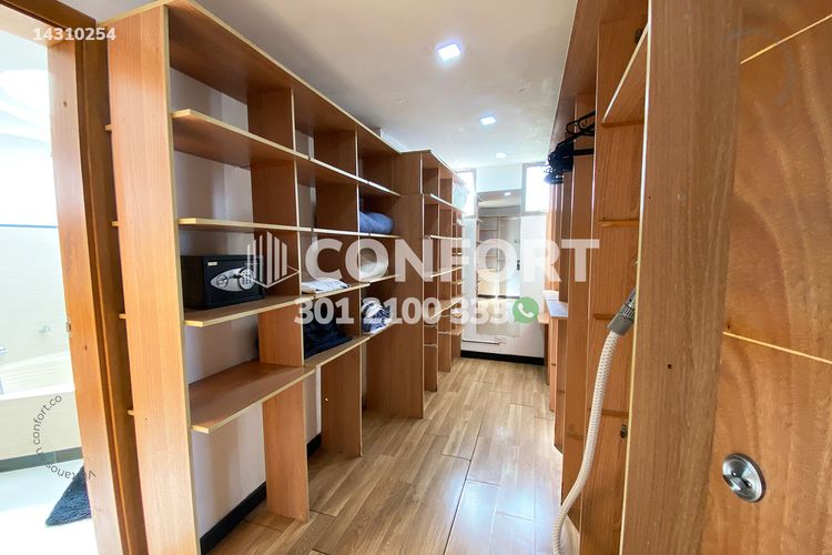 Casa de 4 alcobas en arriendo en Las Lomitas, Sabaneta, 500 m² · foto 18 de 24