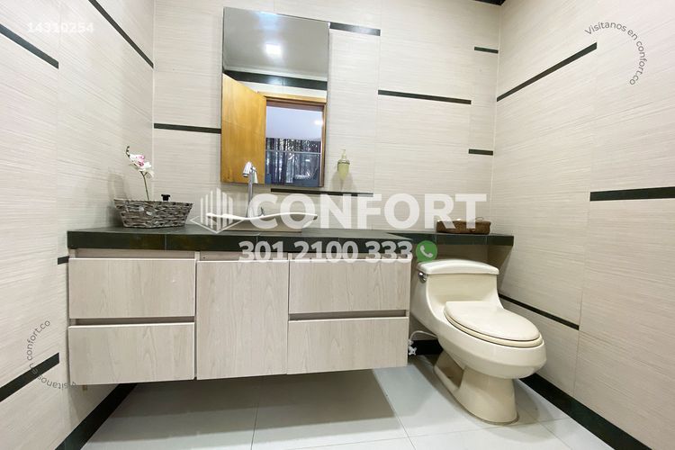 Casa de 4 alcobas en arriendo en Las Lomitas, Sabaneta, 500 m² · foto 23 de 24