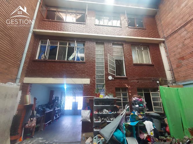Casa de 7 alcobas en venta en La Trinidad, Bogotá, 144 m² · foto 3 de 23
